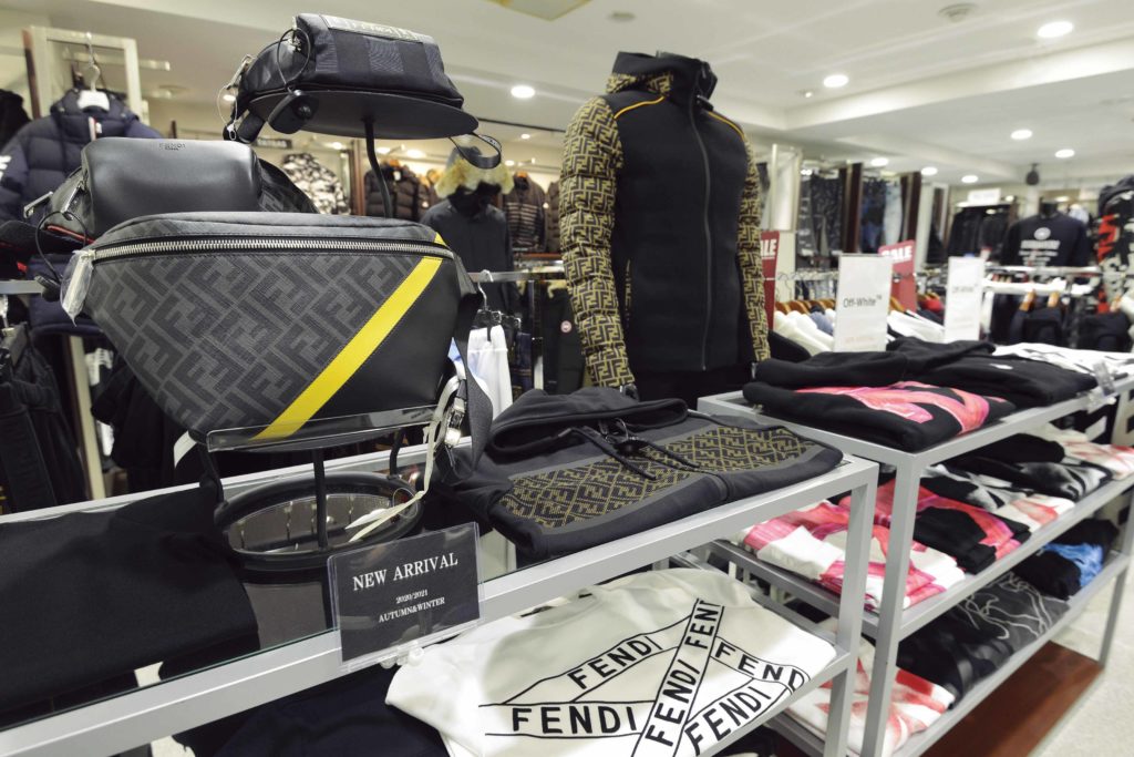 池袋サカゼンならハイブランドもレディースも揃う Heroes Online